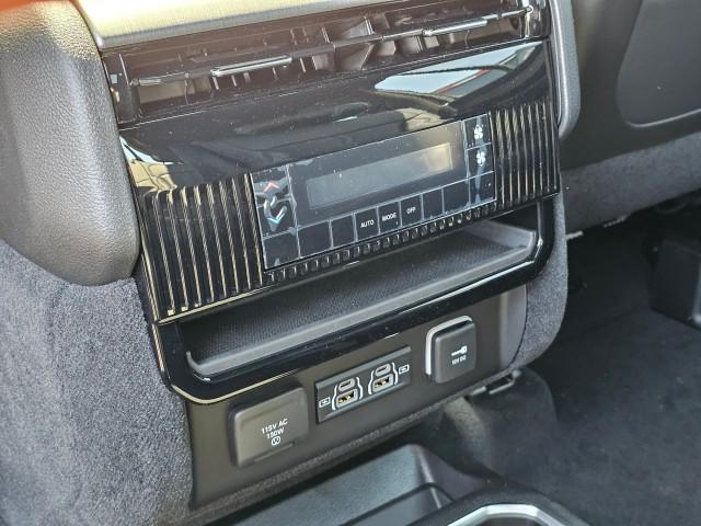 2026 Jeep Grand Wagoneer Unknown