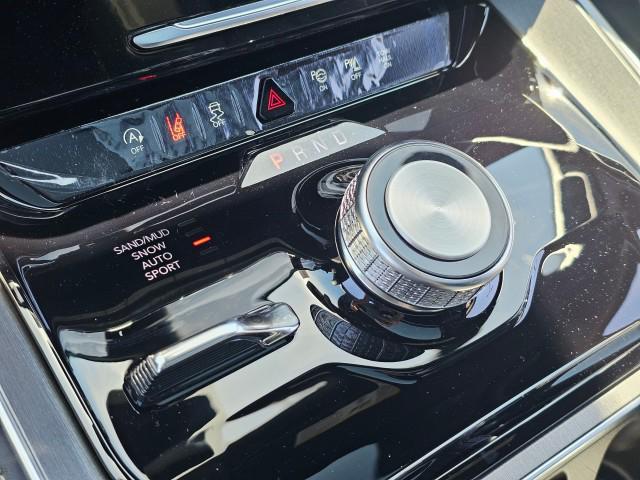 2026 Jeep Grand Wagoneer Unknown