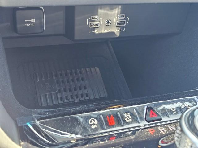 2026 Jeep Grand Wagoneer Unknown
