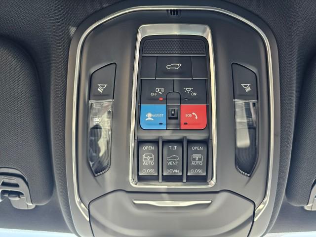 2026 Jeep Grand Wagoneer Unknown