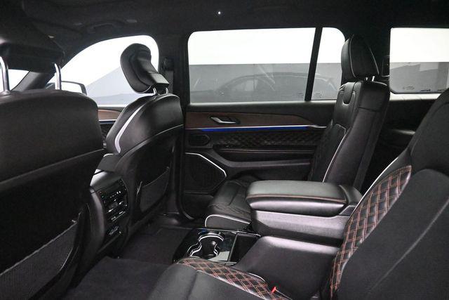 2023 Jeep Grand Cherokee L Summit 4x4