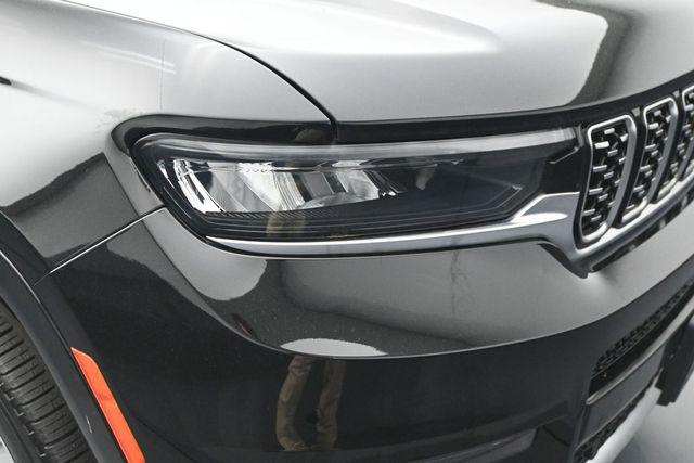 2023 Jeep Grand Cherokee L Summit 4x4