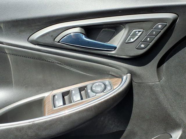 2023 Chevrolet Malibu FWD 2LT