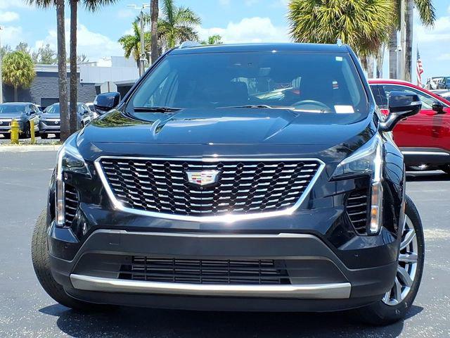 2022 Cadillac XT4 FWD Premium Luxury