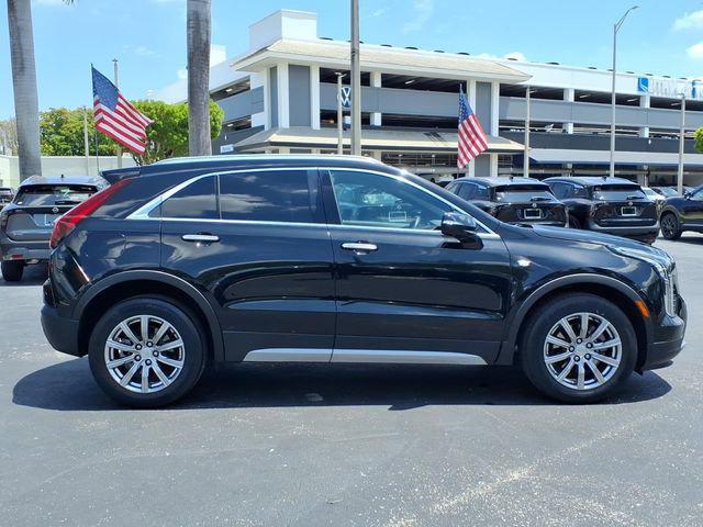 2022 Cadillac XT4 FWD Premium Luxury