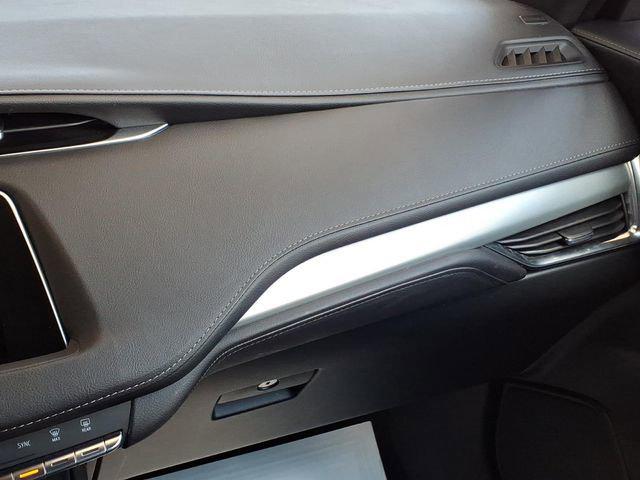 2022 Cadillac XT4 FWD Premium Luxury