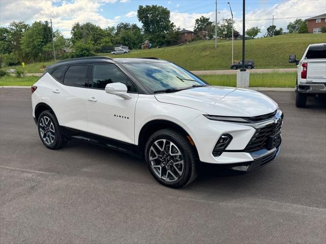 2025 Chevrolet Blazer AWD RS