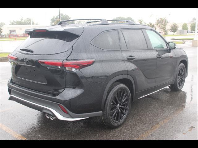 2026 Toyota Highlander XSE
