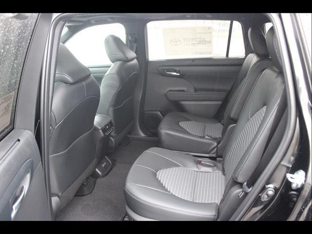 2026 Toyota Highlander XSE