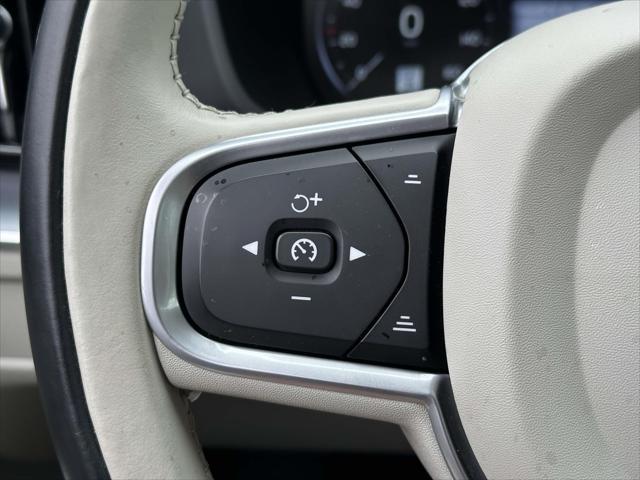 2021 Volvo XC60 T5 Momentum