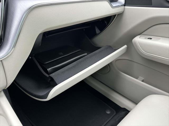 2021 Volvo XC60 T5 Momentum
