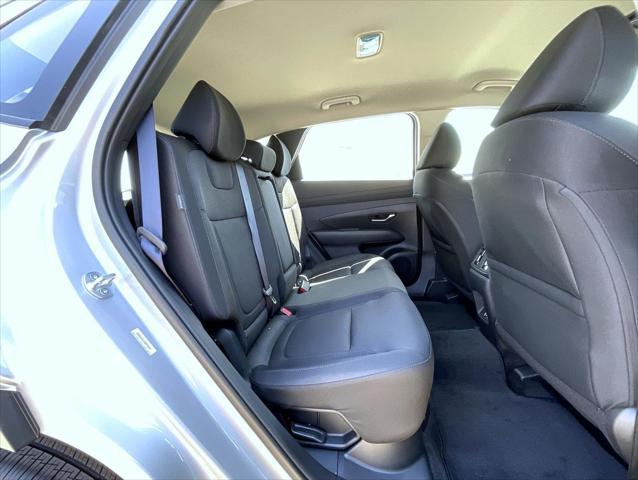 2026 Hyundai Tucson Hybrid Blue SE