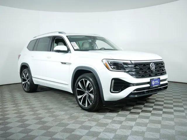 2026 Volkswagen Atlas SEL Premium R-Line for sale in St. Cloud, MN