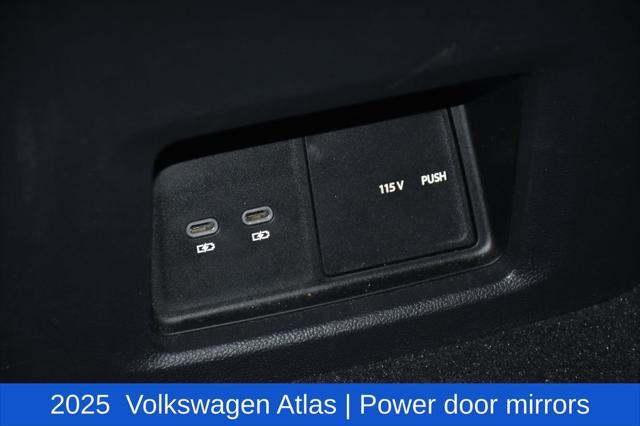 2025 Volkswagen Atlas 2.0T SE w/Technology