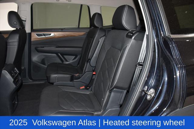 2025 Volkswagen Atlas 2.0T SE w/Technology