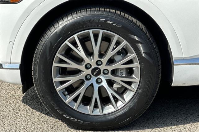 2025 Genesis GV80 2.5T Standard AWD