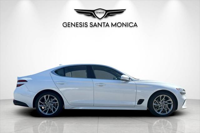 2022 Genesis G70 2.0T RWD