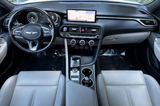 2022 Genesis G70 2.0T RWD