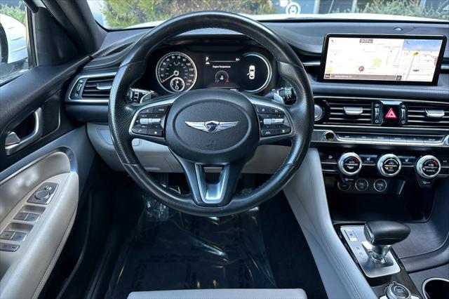 2022 Genesis G70 2.0T RWD