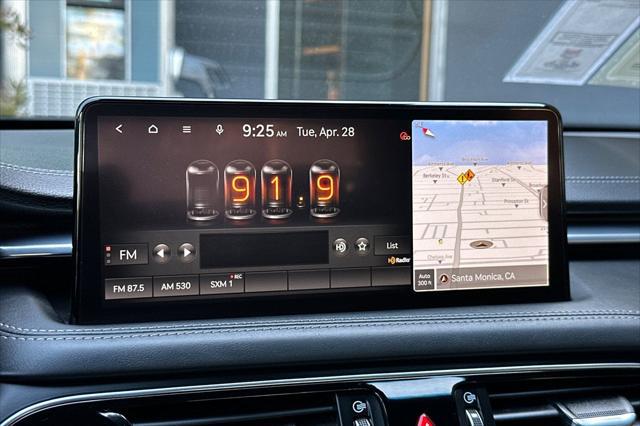 2022 Genesis G70 2.0T RWD