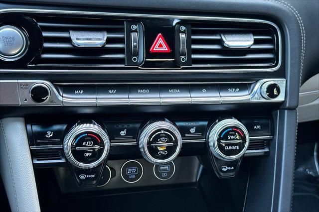 2022 Genesis G70 2.0T RWD