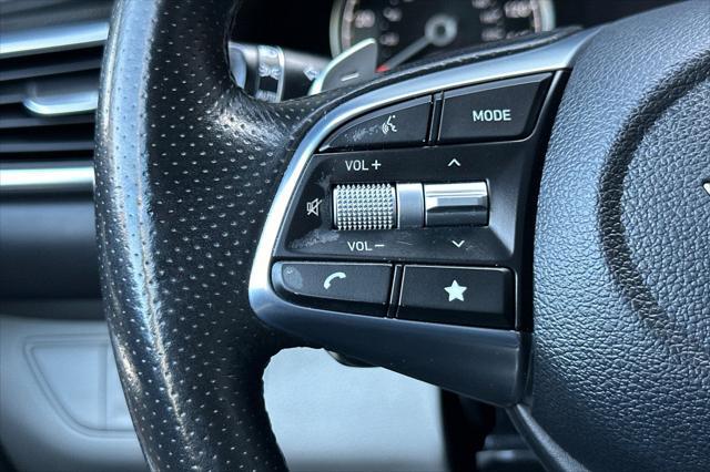 2022 Genesis G70 2.0T RWD