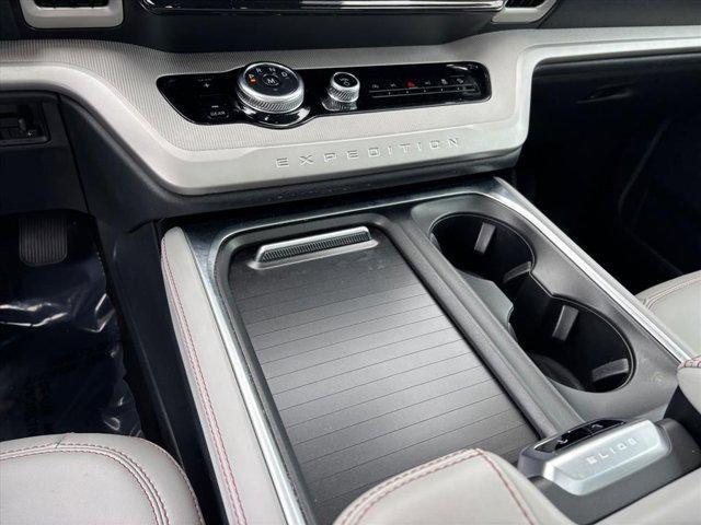 2025 Ford Expedition Active MAX