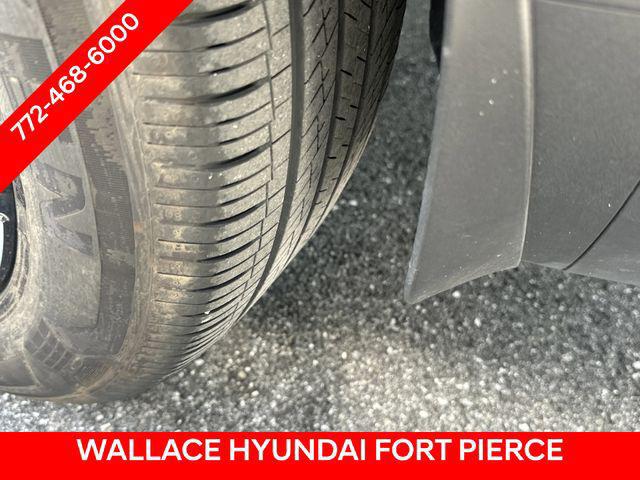 2025 Hyundai Santa Fe SE