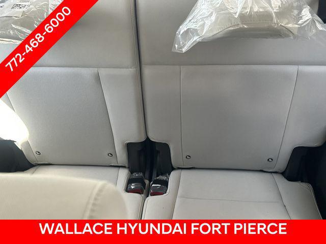 2025 Hyundai Santa Fe SE