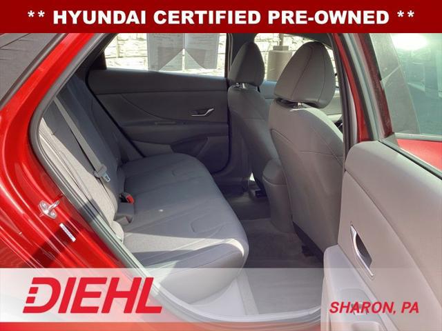 2023 Hyundai Elantra SE