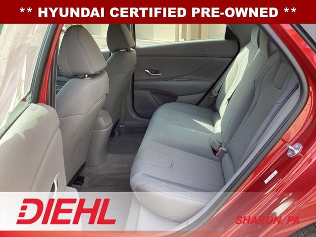 2023 Hyundai Elantra SE