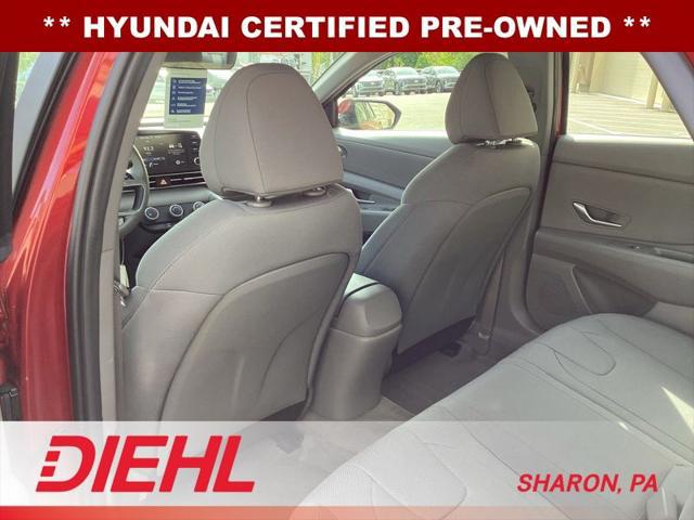 2023 Hyundai Elantra SE
