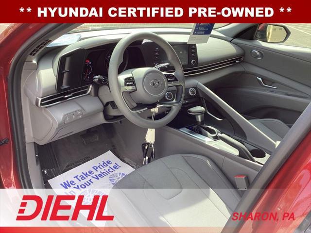 2023 Hyundai Elantra SE