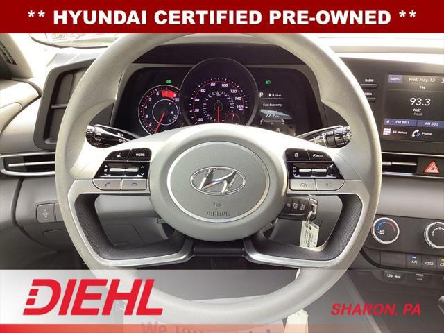 2023 Hyundai Elantra SE
