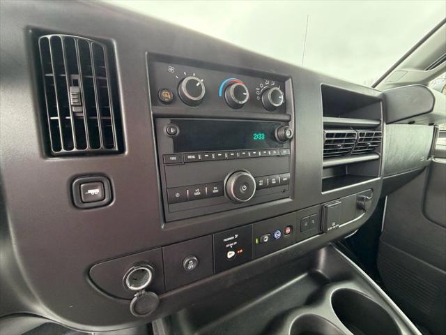 2025 Chevrolet Express Passenger RWD 3500 Extended Wheelbase LT