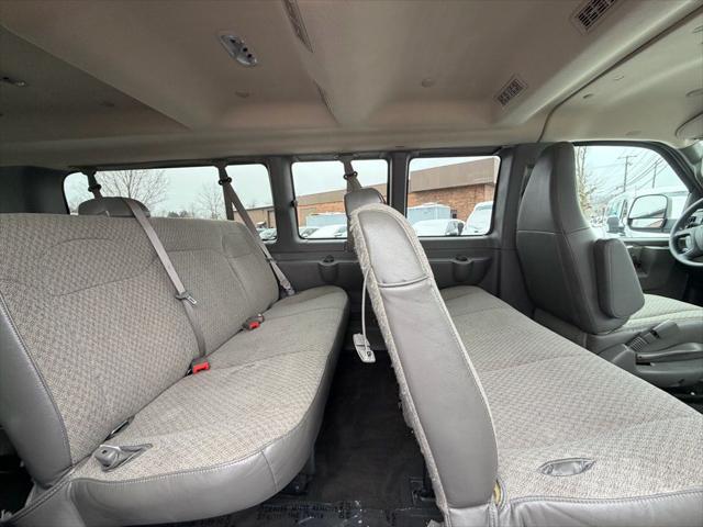 2025 Chevrolet Express Passenger RWD 3500 Extended Wheelbase LT
