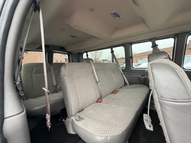 2025 Chevrolet Express Passenger RWD 3500 Extended Wheelbase LT