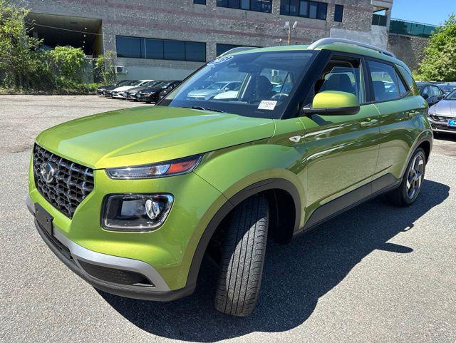 2023 Hyundai Venue SEL