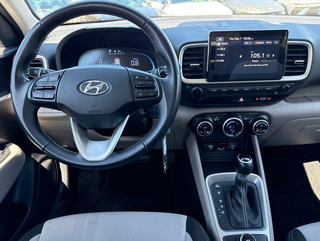 2023 Hyundai Venue SEL