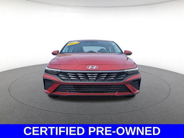 2025 Hyundai Elantra SE