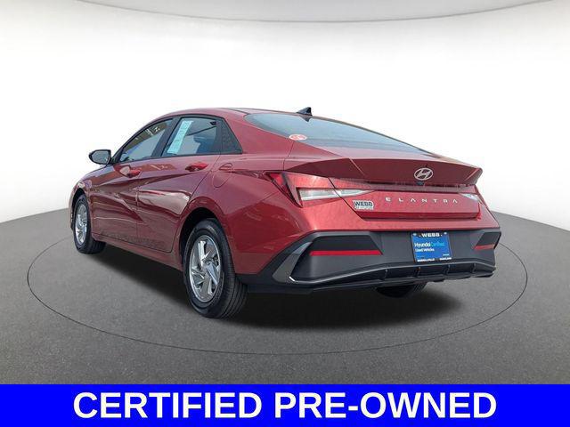 2025 Hyundai Elantra SE