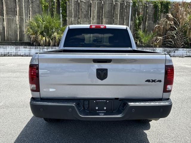 2024 Ram 1500 Classic Warlock Crew Cab 4x4 5'7" Box