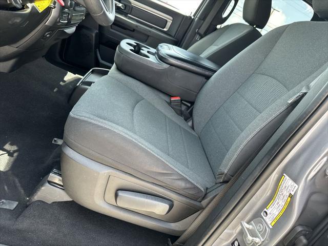 2024 Ram 1500 Classic Warlock Crew Cab 4x4 5'7" Box