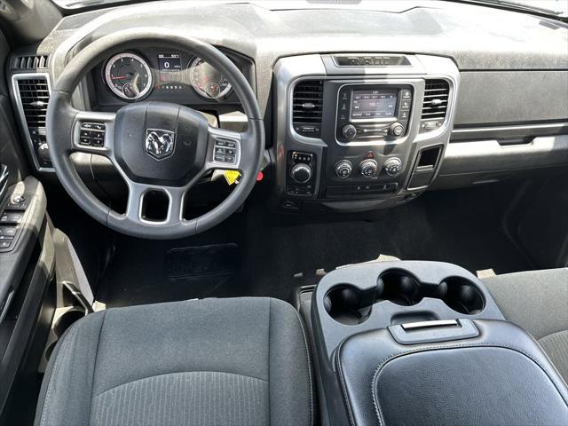 2024 Ram 1500 Classic Warlock Crew Cab 4x4 5'7" Box