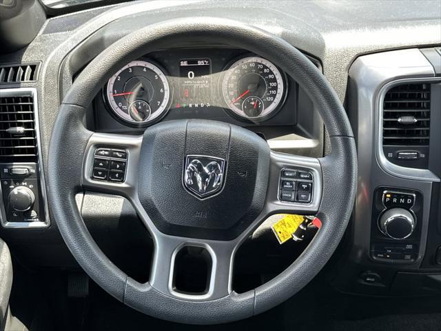 2024 Ram 1500 Classic Warlock Crew Cab 4x4 5'7" Box