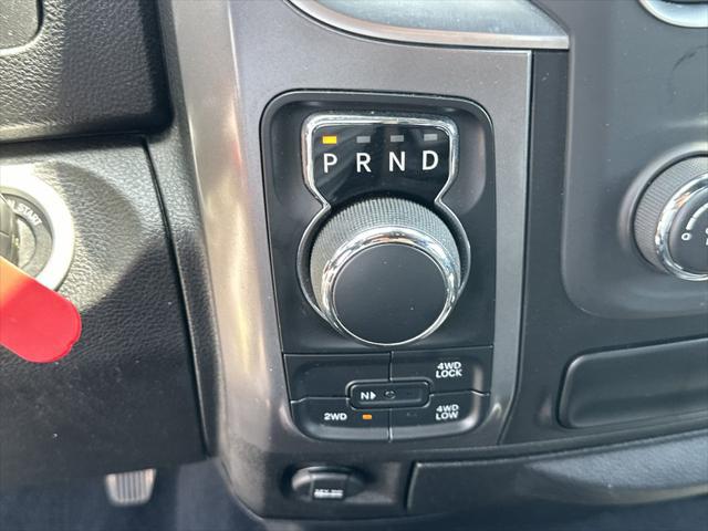 2024 Ram 1500 Classic Warlock Crew Cab 4x4 5'7" Box