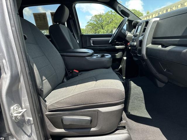 2024 Ram 1500 Classic Warlock Crew Cab 4x4 5'7" Box