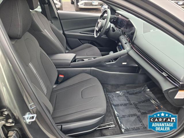 2025 Hyundai Elantra Hybrid SEL Sport