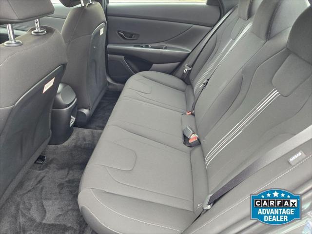 2025 Hyundai Elantra Hybrid SEL Sport