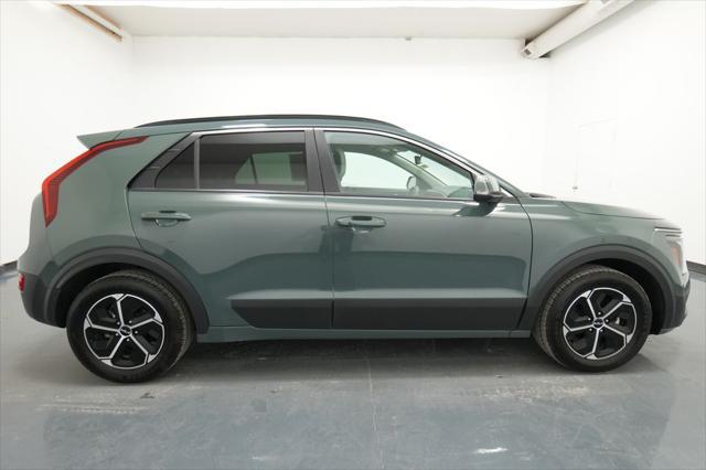 2023 Kia Niro EX